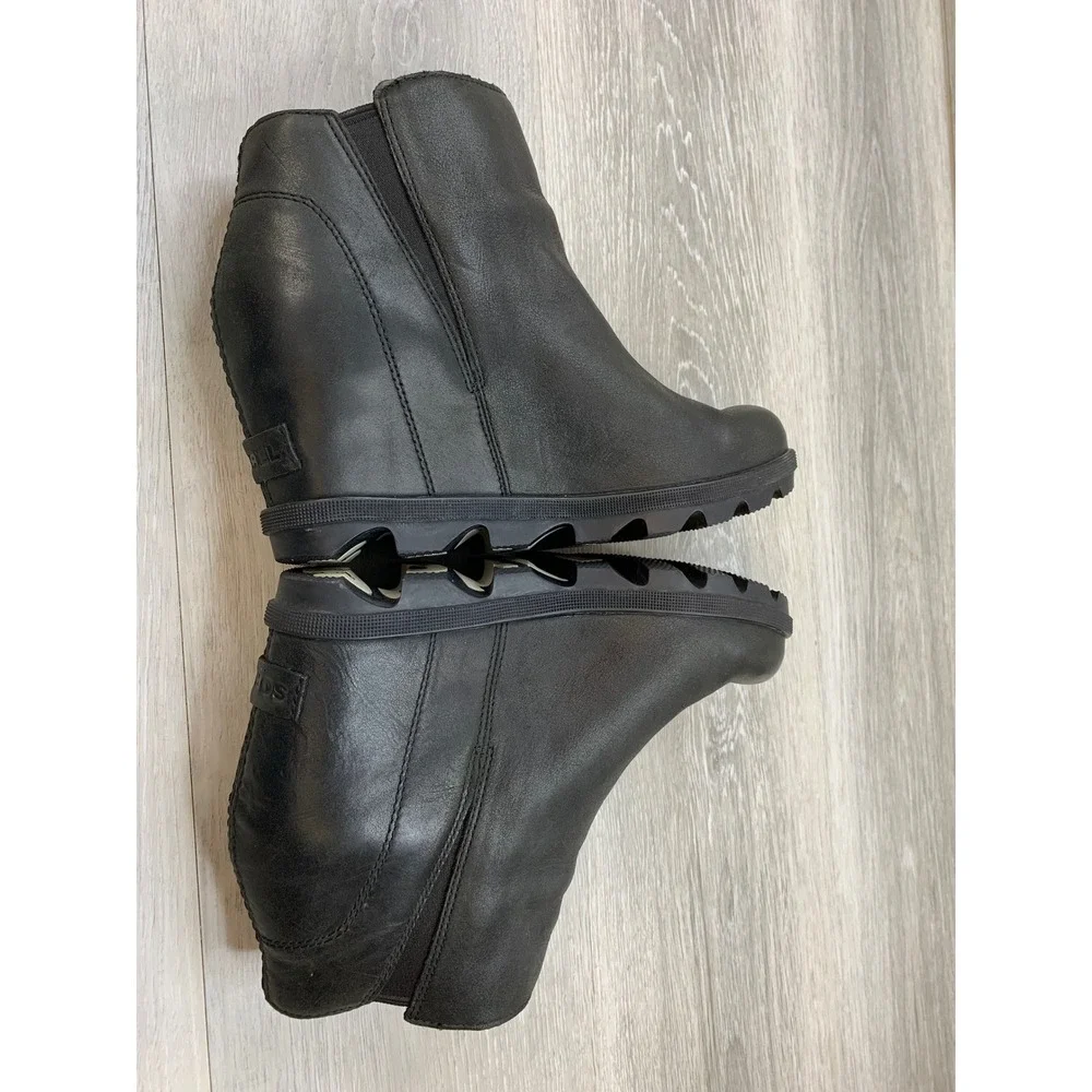 Sorel Joan of Arctic Wedge II Women's Zip Black Leather Ankle Boots 9 Shoes